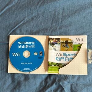 Nintendo Wii Sports Game Disc and Manual - Blue CIB